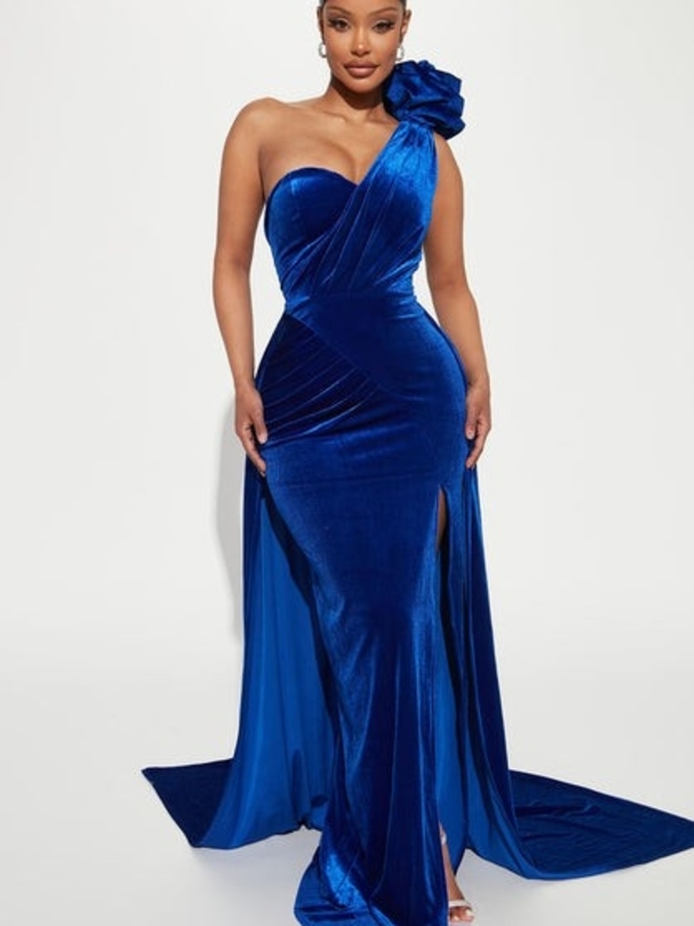 Fashion Nova Royal Blue One-Shoulder Velvet Gown Size M Rosette Train